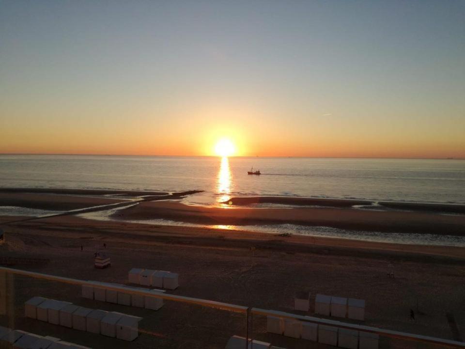 Genieten Van De Vlaamse Kust Met Prachtig Zeezicht De Haan Exterior foto